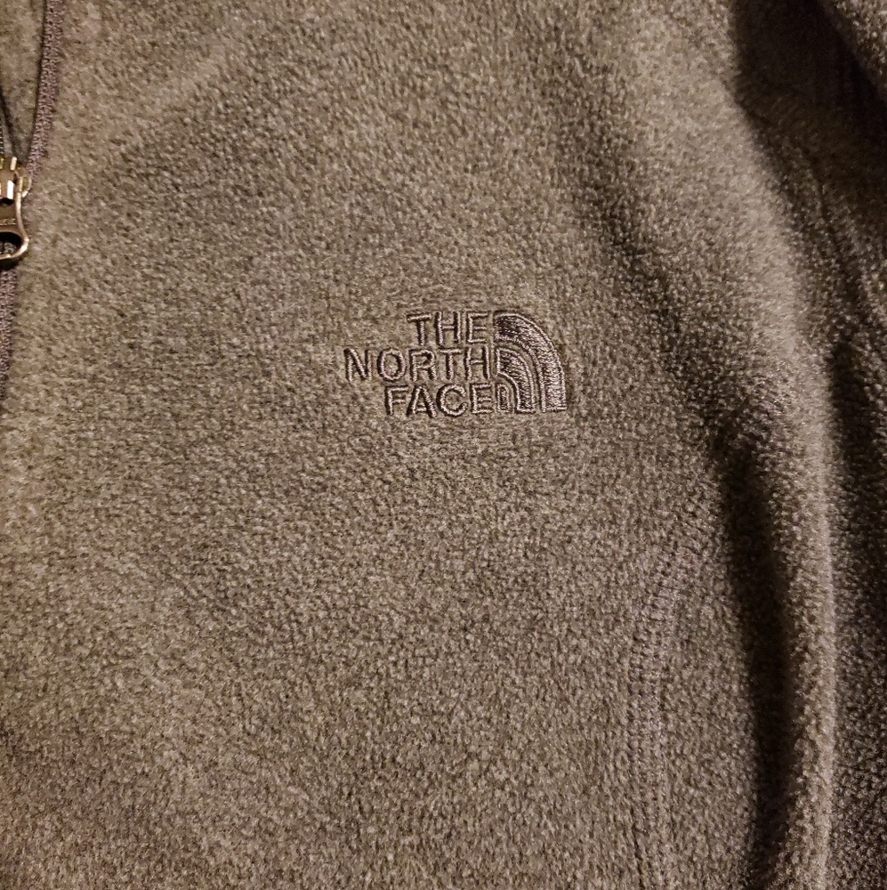 SOLD***The North Face pullover size S - Picture 3 of 6